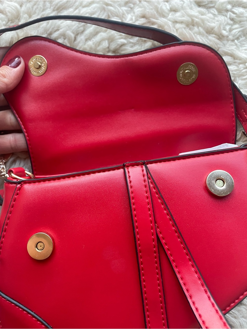 Red Saddle Bag With Gold Charm Shoulder Strap Women's Fashion Inspired - Picture 3 of 12